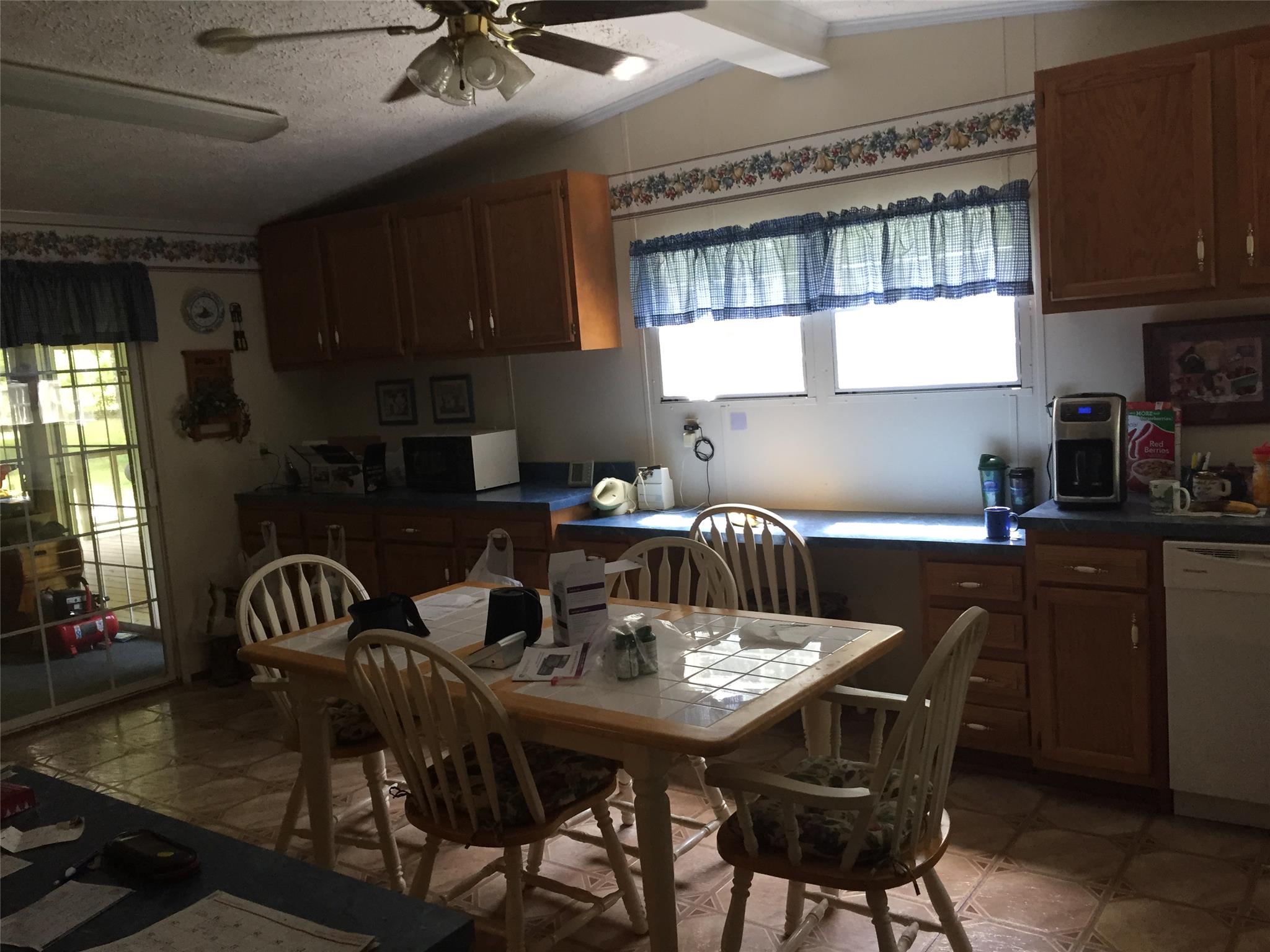 196 Glen Echo Dr, Jackson, GA 30233 photo 6