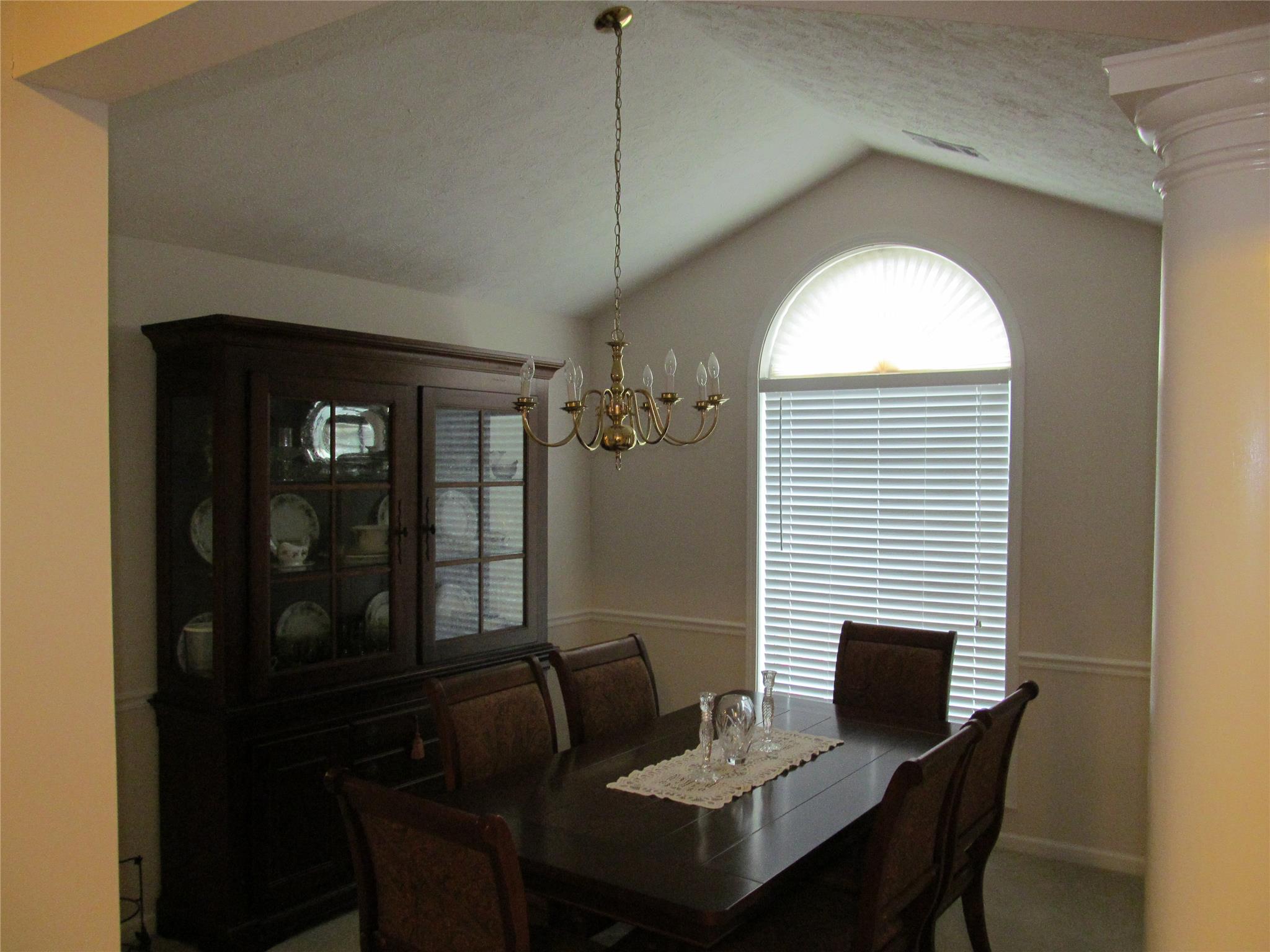 109 Foxdale Dr, Lagrange, GA 30240 photo 2