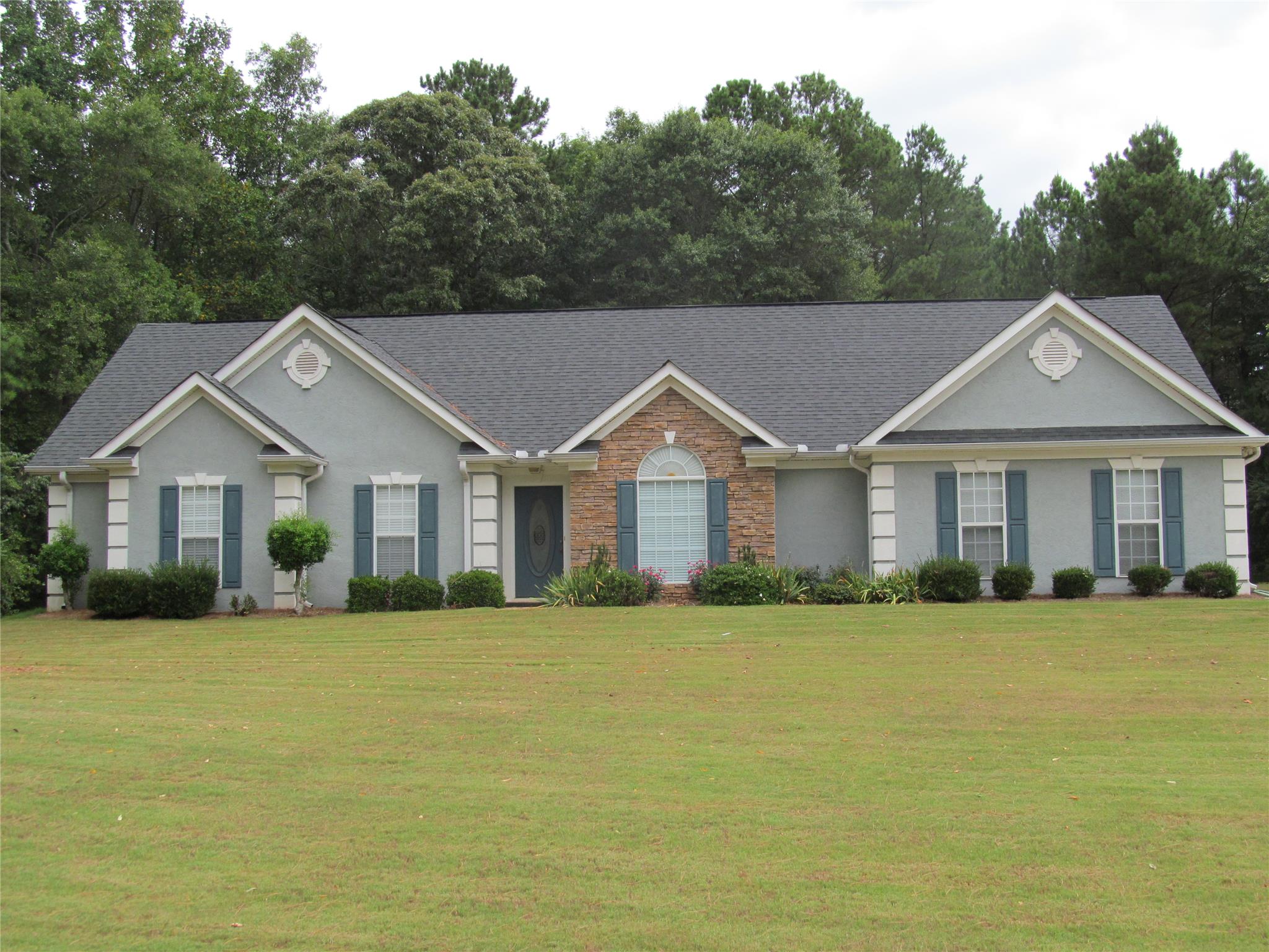 109 Foxdale Dr, Lagrange, GA 30240 photo 1