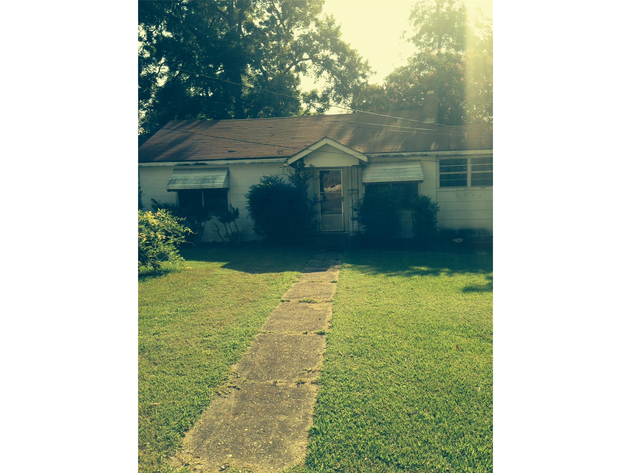 106 Dougherty, Lagrange, GA 30241 photo 2