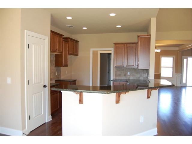 613 Creekside Trce, Covington, GA 30014 photo 7