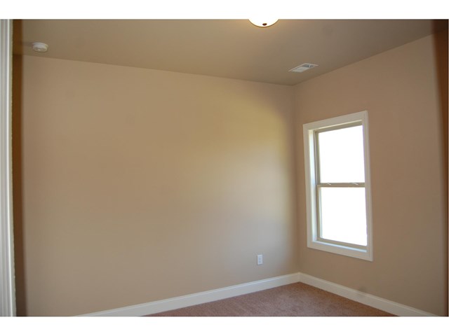 613 Creekside Trce, Covington, GA 30014 photo 5