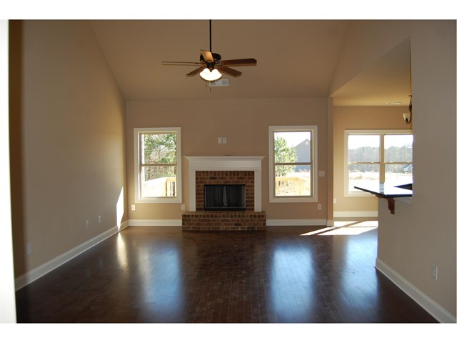 613 Creekside Trce, Covington, GA 30014 photo 6