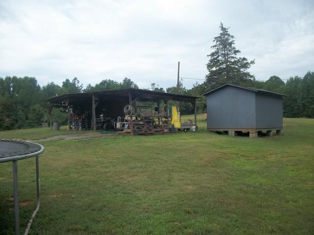 102 Stapp Ln, Carnesville, GA 30521 photo 4