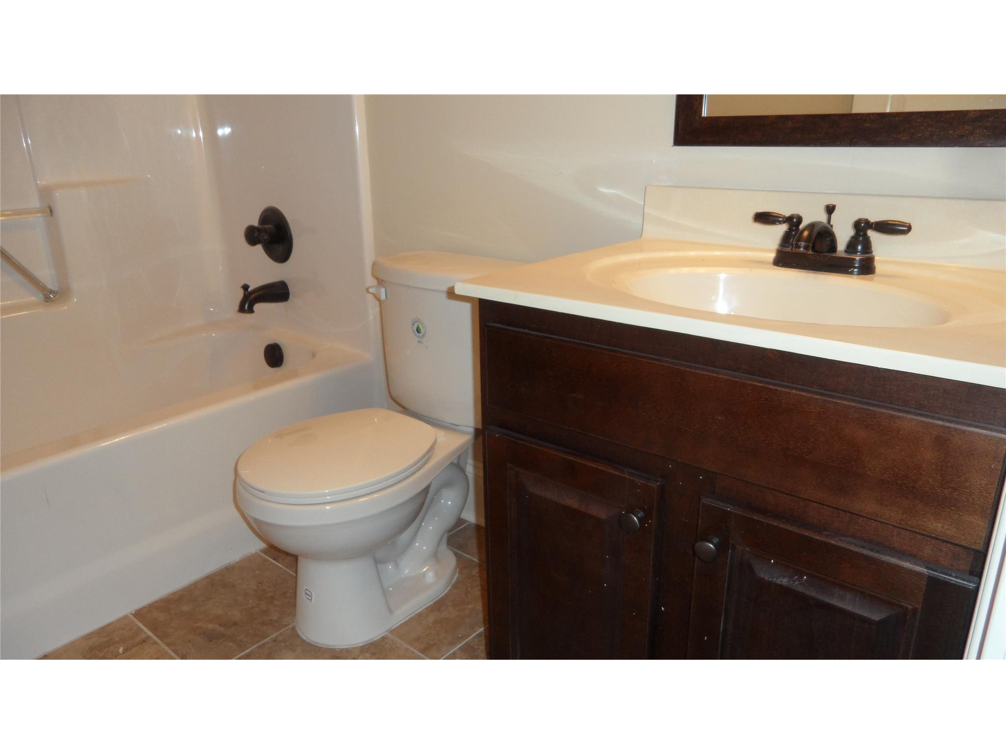 562 Madison Park Dr, Grayson, GA 30017 photo 4