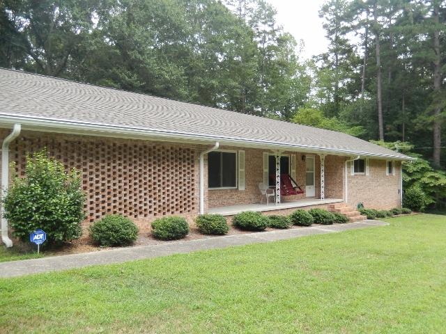 62 Pine Valley Dr, Toccoa, GA 30577 photo 3