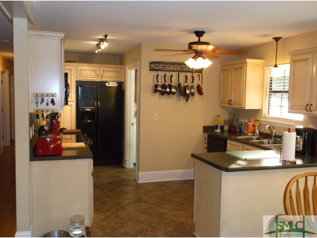 1118 Forest Dr, Pooler, GA 31322 photo 8