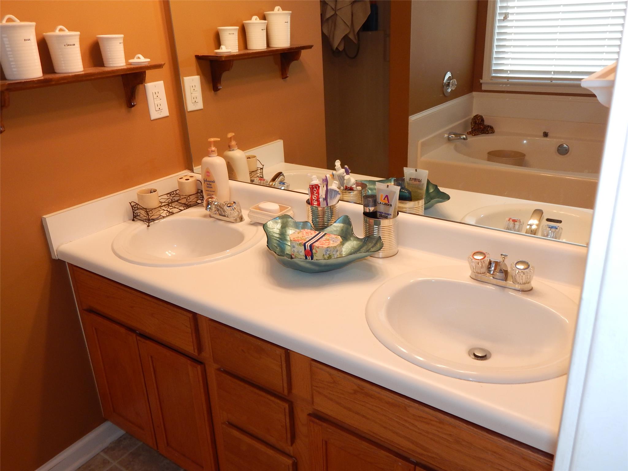 516 Hemlock Dr, Winder, GA 30680 photo 13