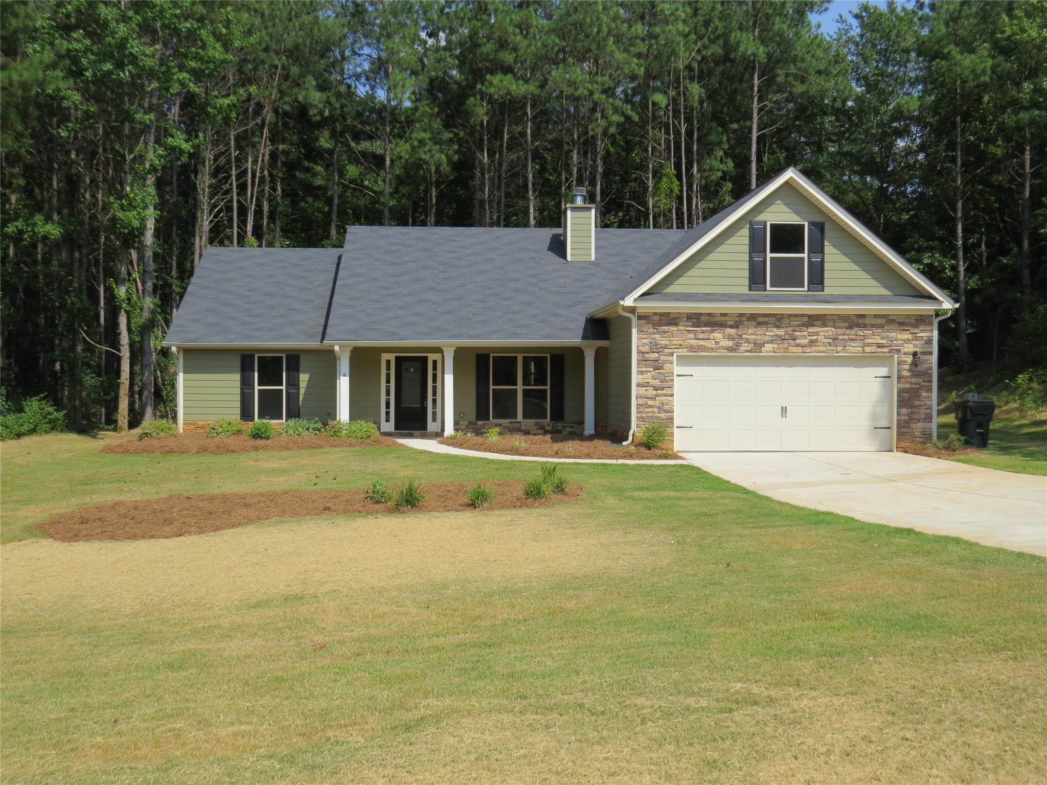 1735 Satilla Way, Winder, GA 30680 photo 1