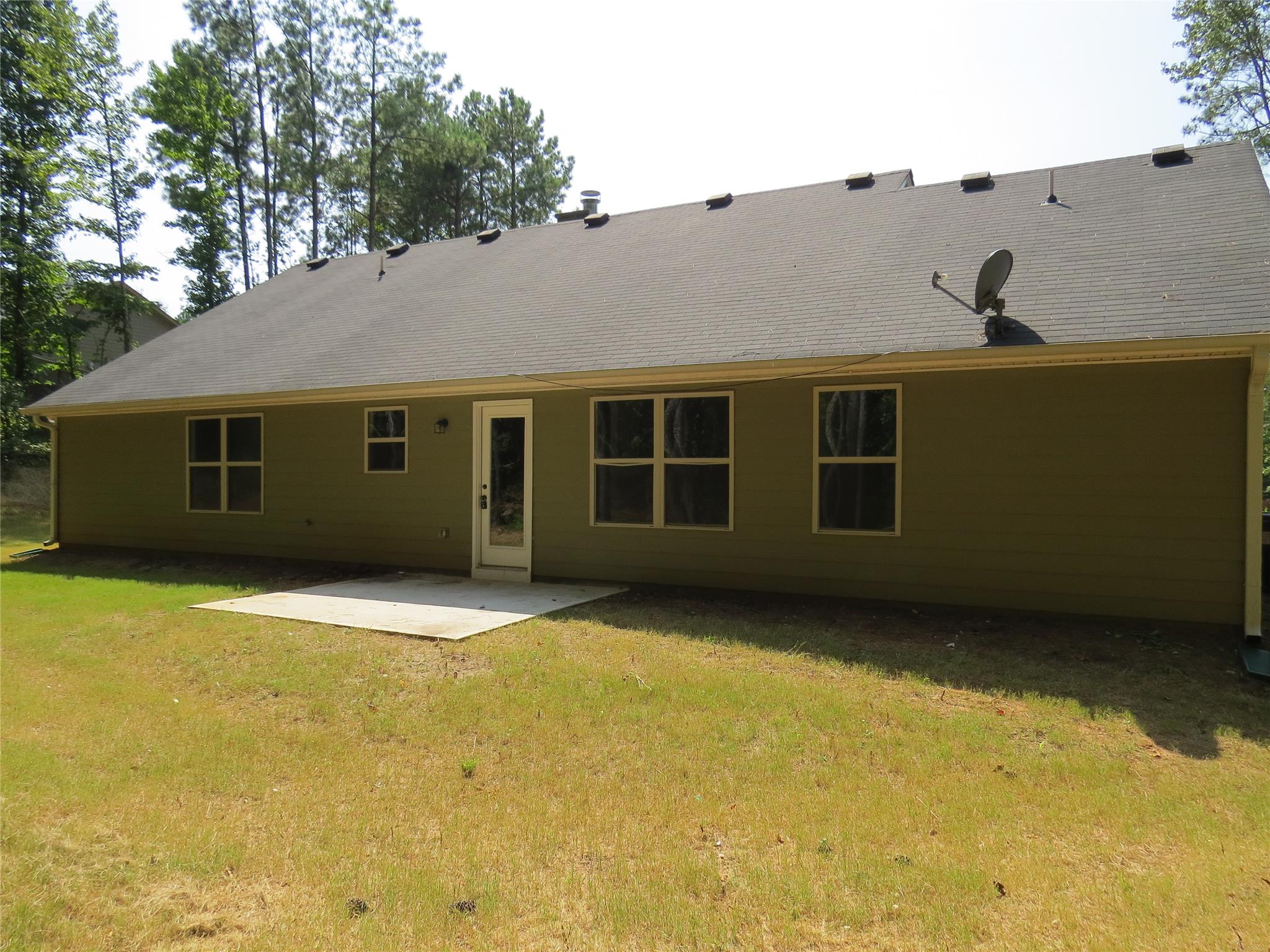 1735 Satilla Way, Winder, GA 30680 photo 16