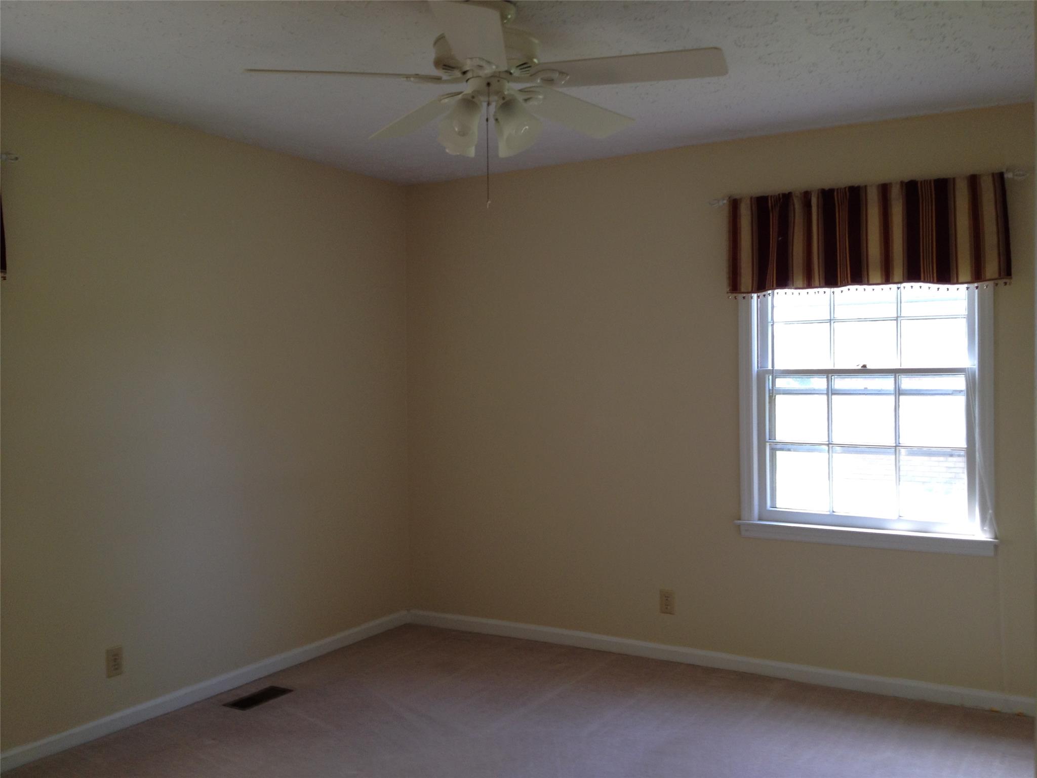 124 Edwards Dr, Toccoa, GA 30577 photo 11