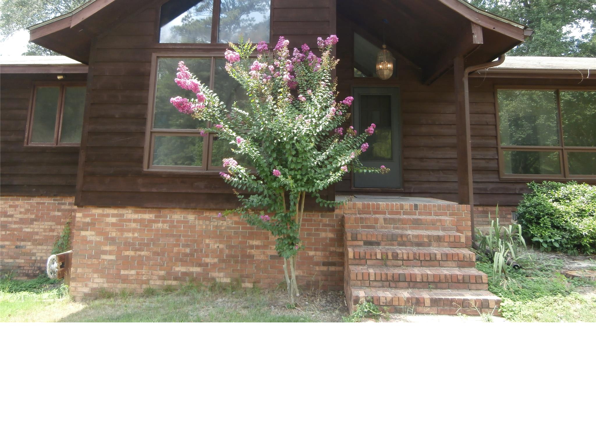 6841 Skipper Rd, Macon, GA 31216 photo 1