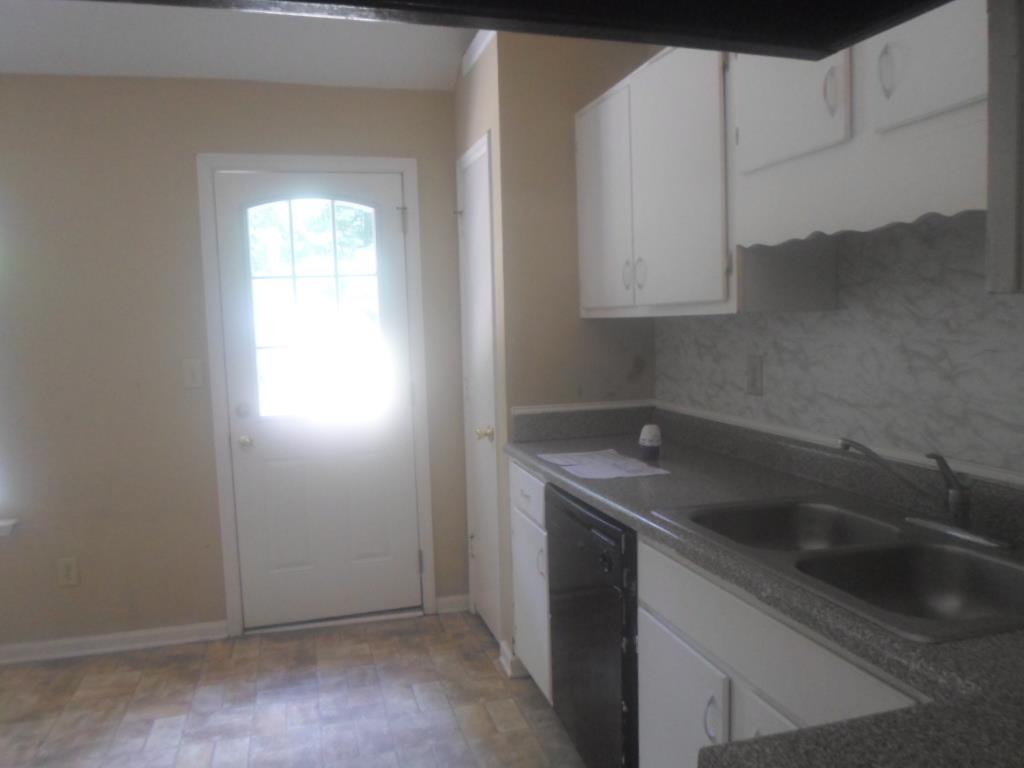 80 Thomas Trl, Covington, GA 30016 photo 22