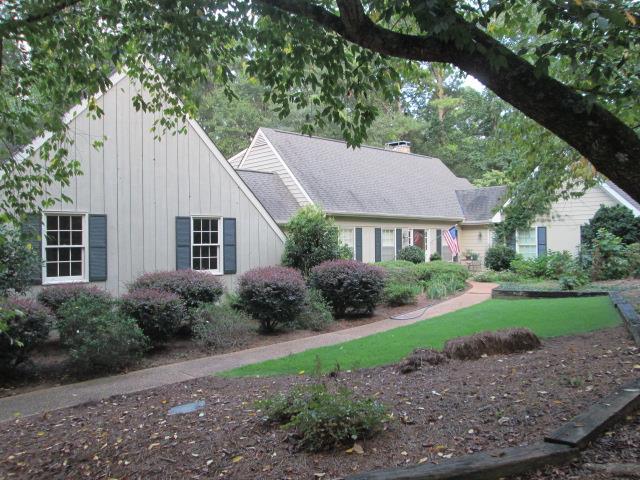 210 E Yorktown Dr, Lagrange, GA 30240 photo 1