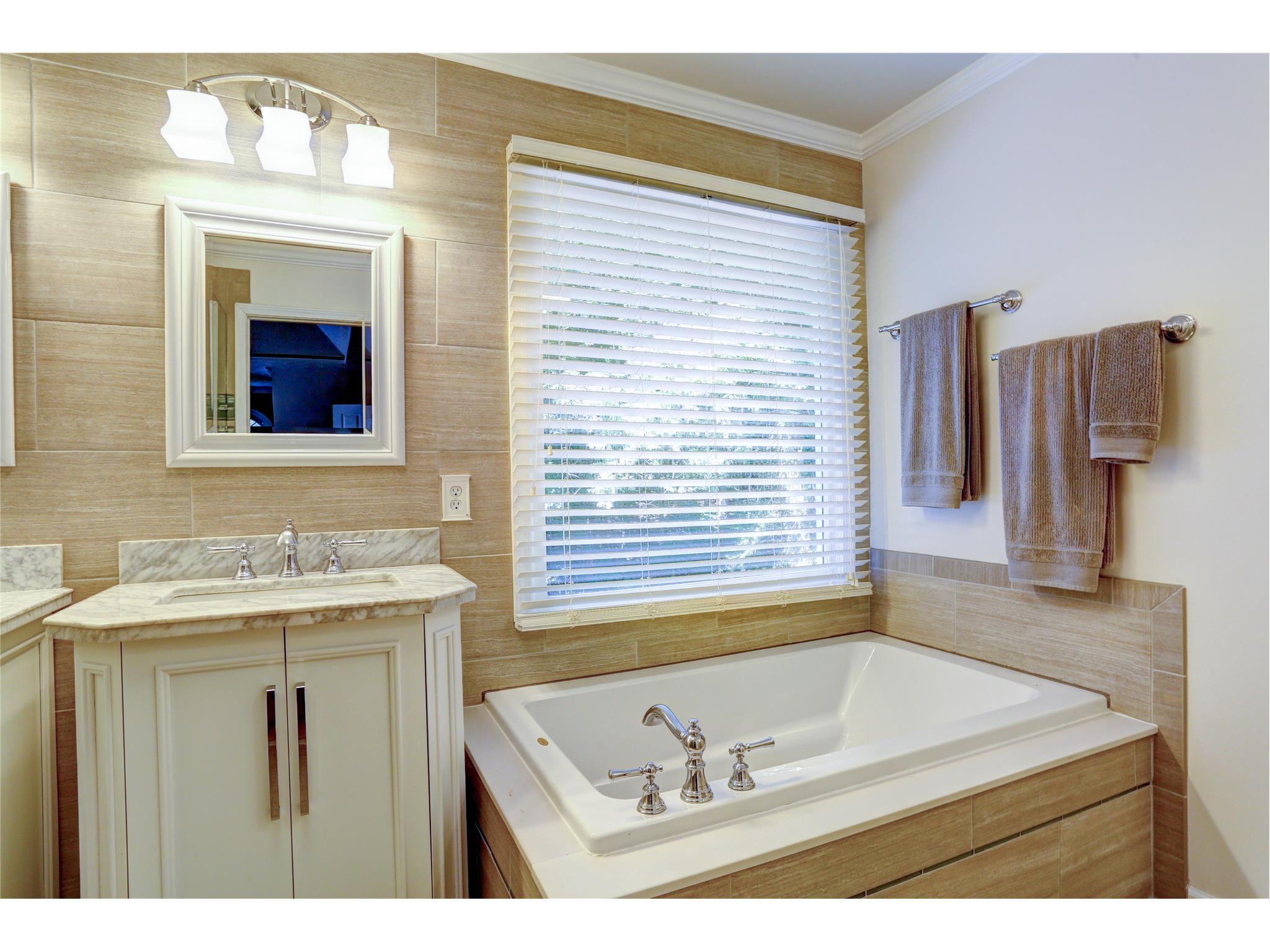 4590 Settles Point Rd, Suwanee, GA 30024 photo 18