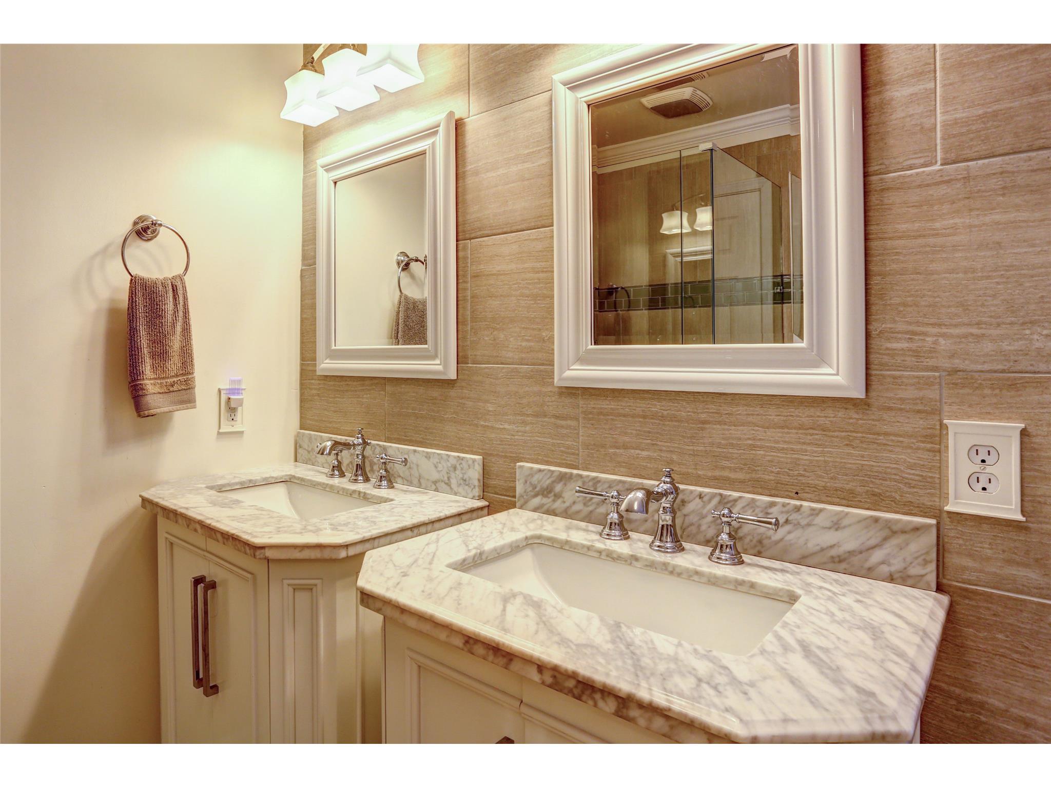 4590 Settles Point Rd, Suwanee, GA 30024 photo 16
