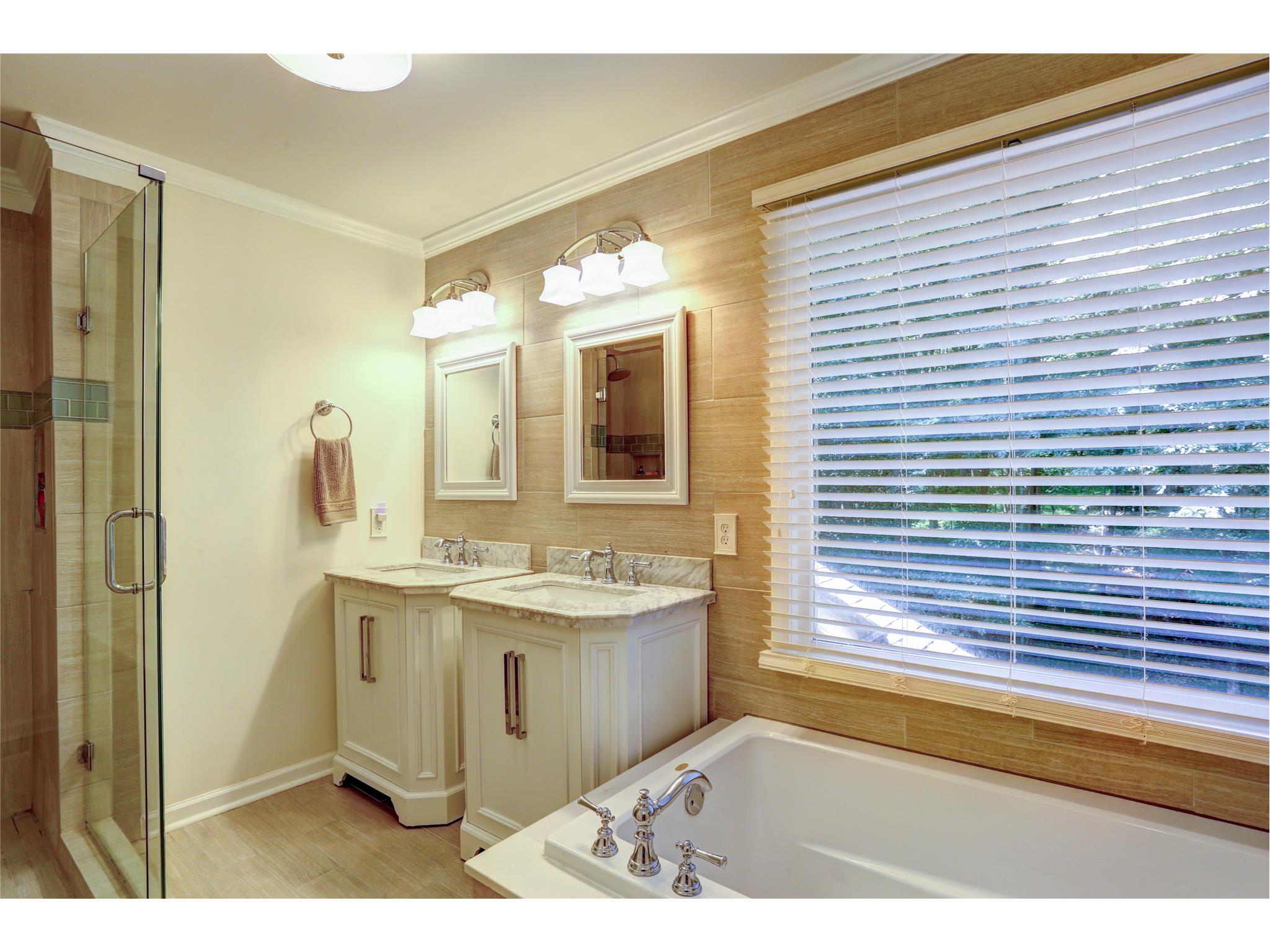 4590 Settles Point Rd, Suwanee, GA 30024 photo 15