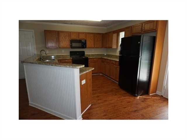 30 Riverbrooke Ct, Covington, GA 30016 photo 4
