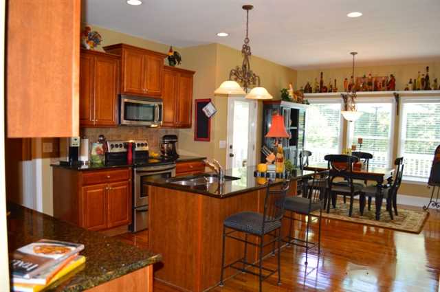 8935 Forest Path Dr, Gainesville, GA 30506 photo 7
