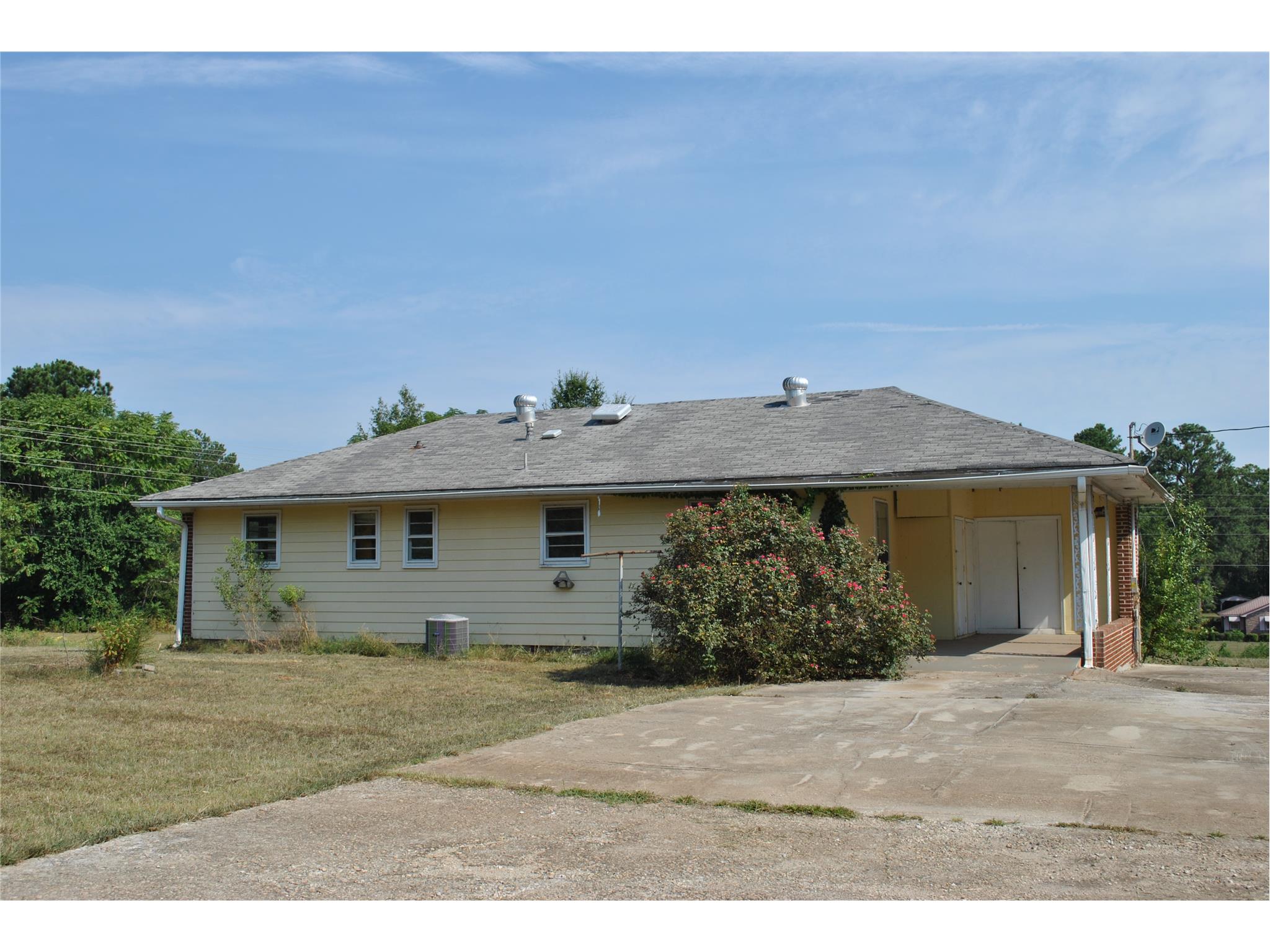 1502 Highway 16 E, Jackson, GA 30233 photo 3