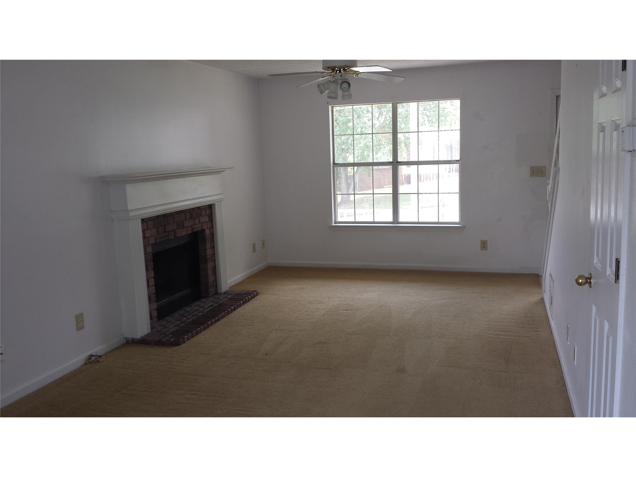 3828 Hackney Dr, Rex, GA 30273 photo 4