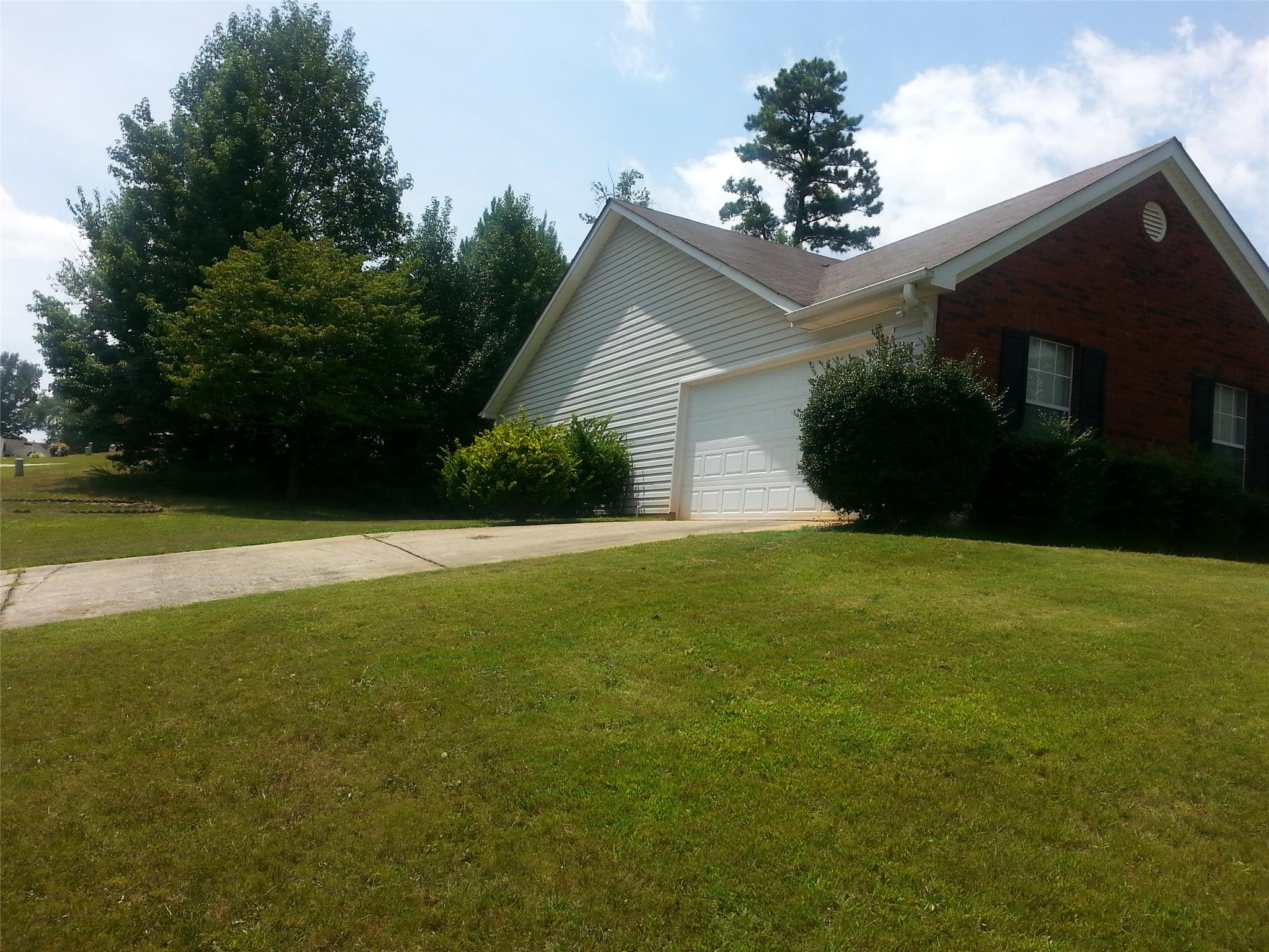 5905 Whitney Way, Rex, GA 30273 photo 2