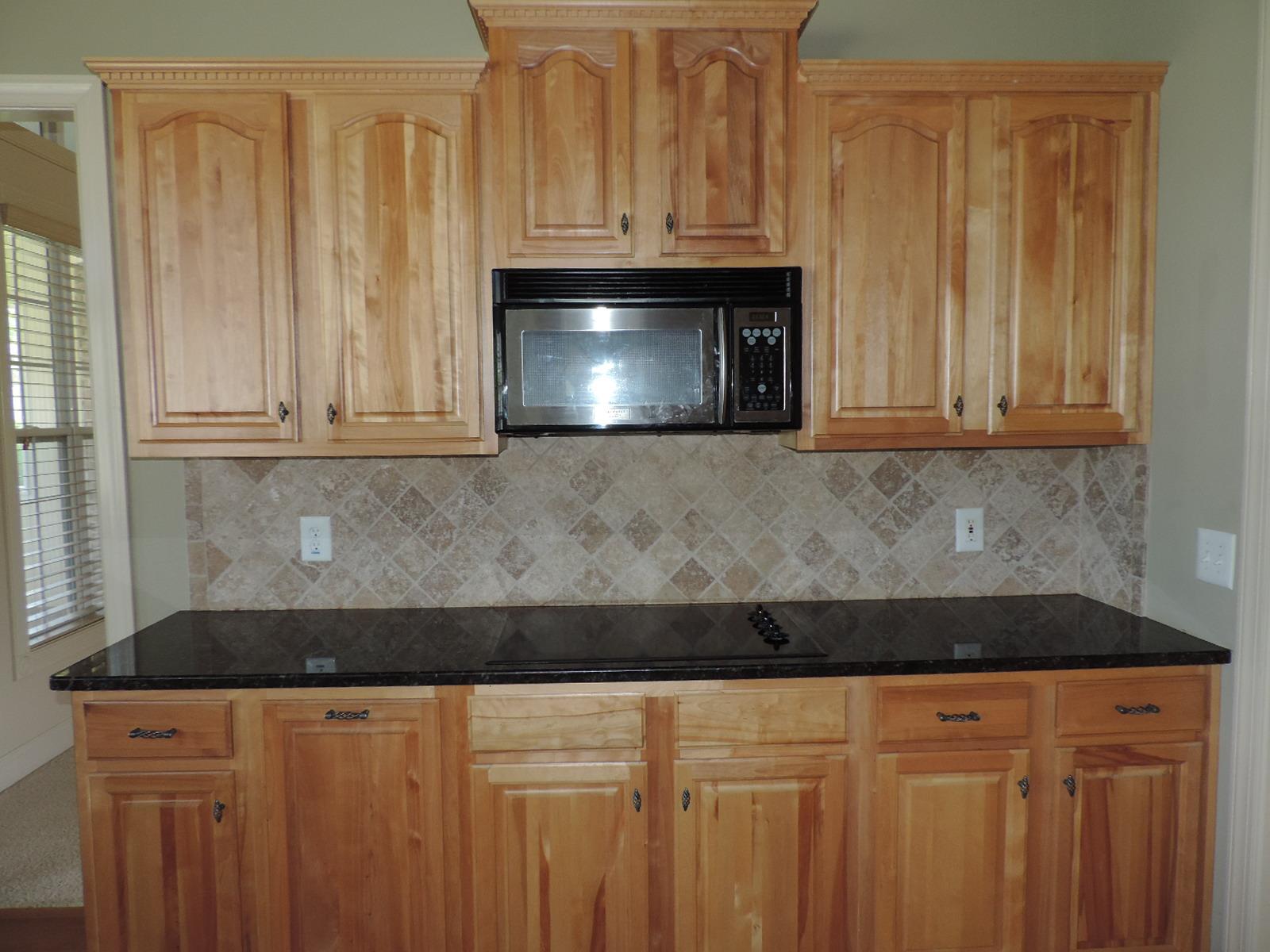 100 Carrisk Ct, Tyrone, GA 30290 photo 4