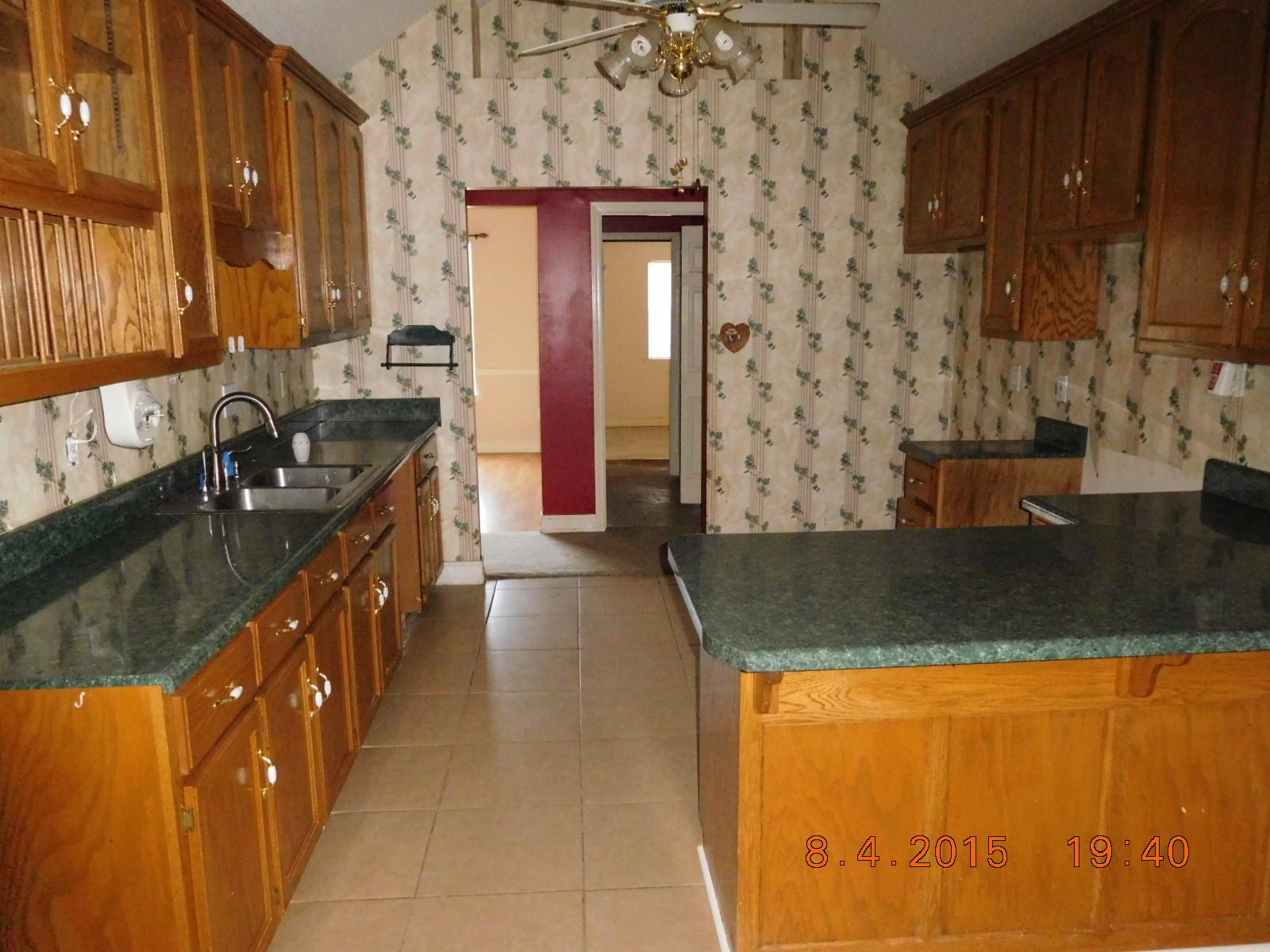 149 Glen Eagle Dr, Byron, GA 31008 photo 2