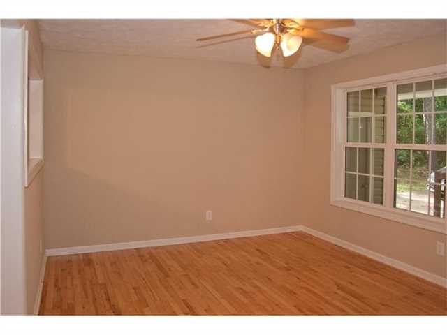 745 Moore St, Jasper, GA 30143 photo 8