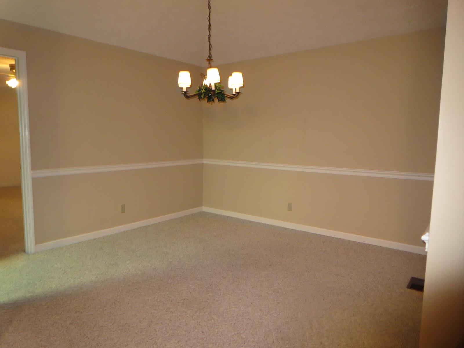 204 Echo Ln, Warner Robins, GA 31088 photo 9