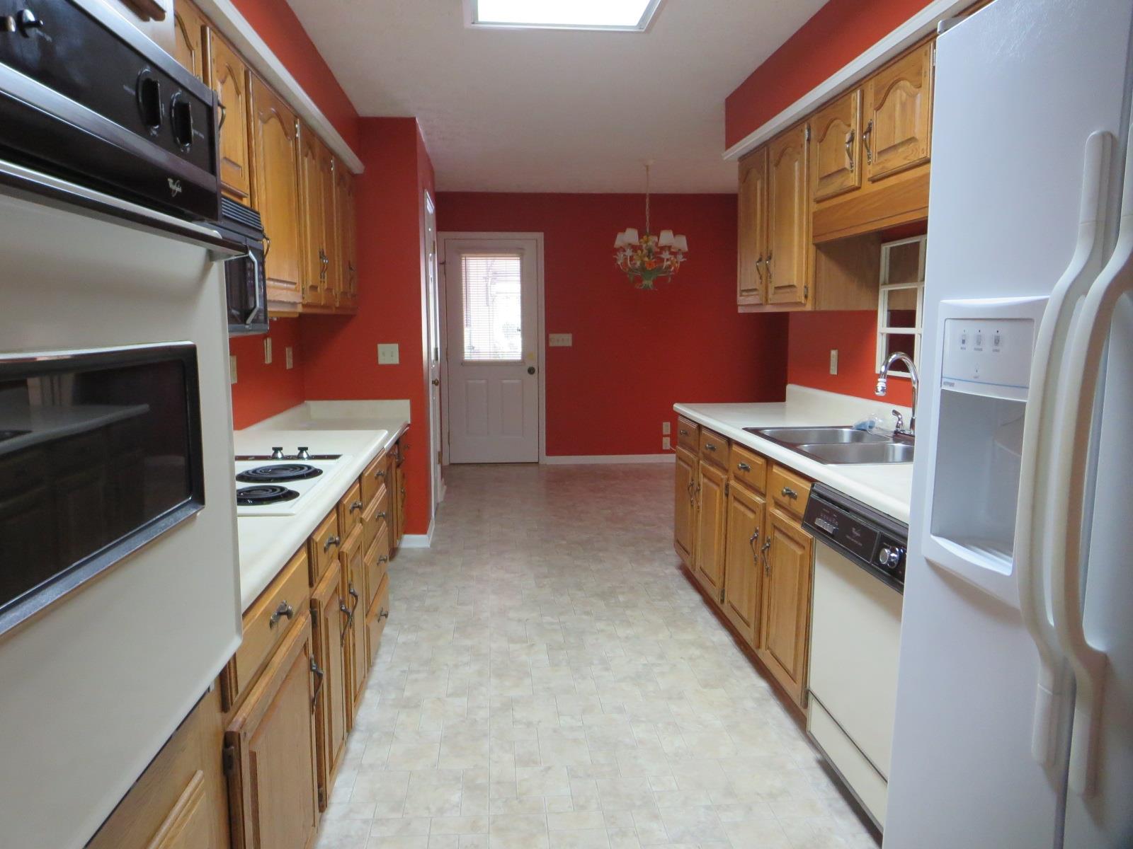 204 Echo Ln, Warner Robins, GA 31088 photo 12