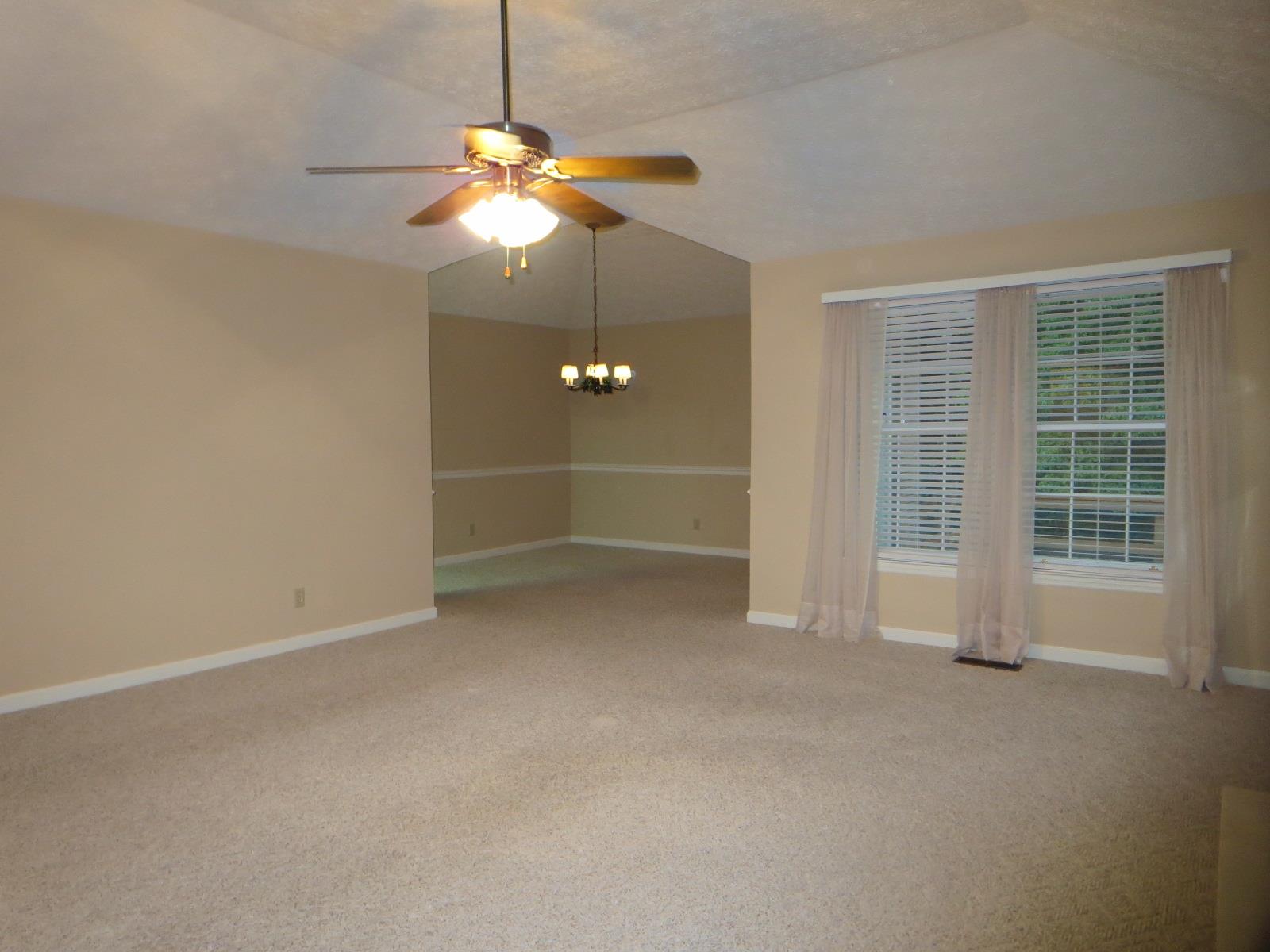 204 Echo Ln, Warner Robins, GA 31088 photo 5