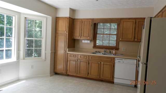 2204 Thicket Ct, Suwanee, GA 30024 photo 7