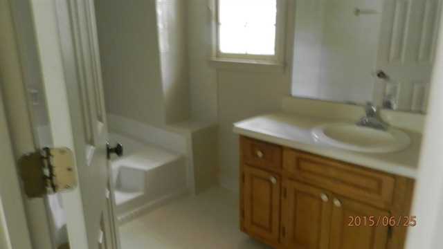 2204 Thicket Ct, Suwanee, GA 30024 photo 9