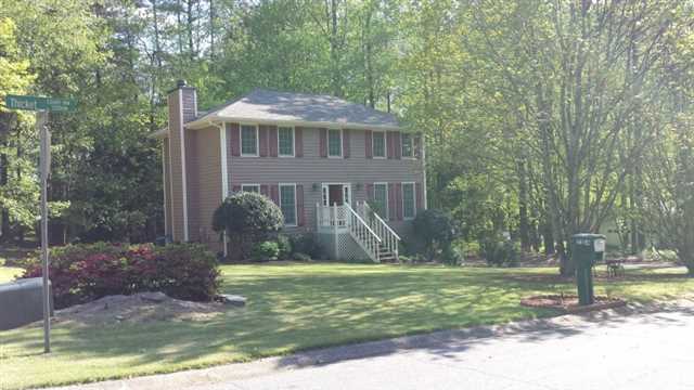 2204 Thicket Ct, Suwanee, GA 30024 photo 2