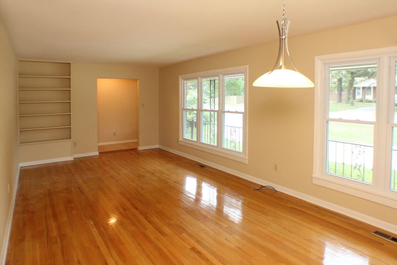 405 Terrell Dr, Warner Robins, GA 31088 photo 3