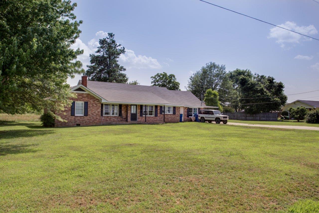 747 Hog Mountain Rd, Winder, GA 30680 photo 1