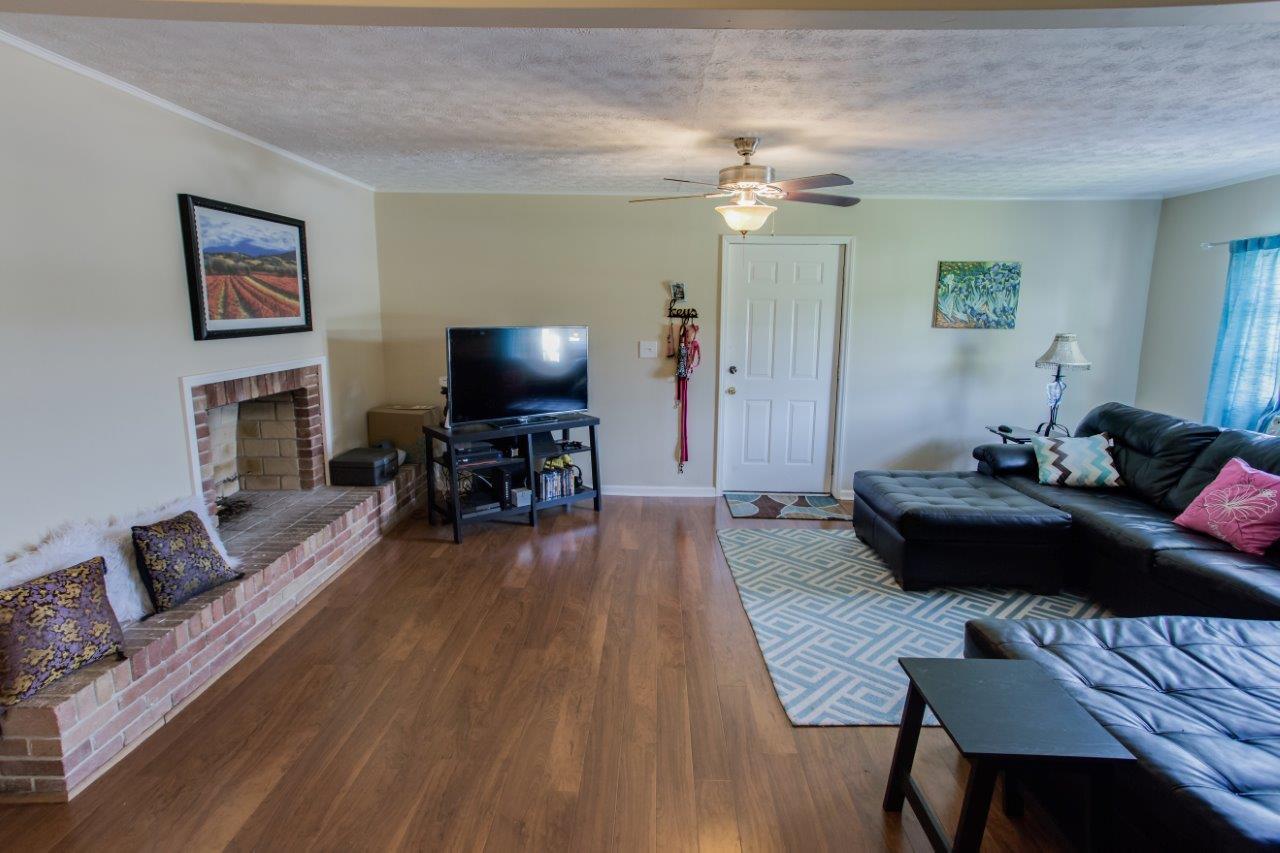 747 Hog Mountain Rd, Winder, GA 30680 photo 9
