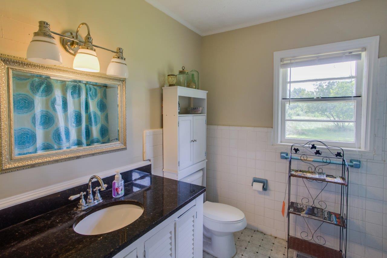747 Hog Mountain Rd, Winder, GA 30680 photo 12