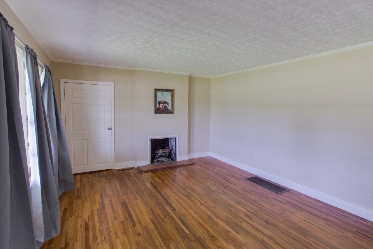 747 Hog Mountain Rd, Winder, GA 30680 photo 4