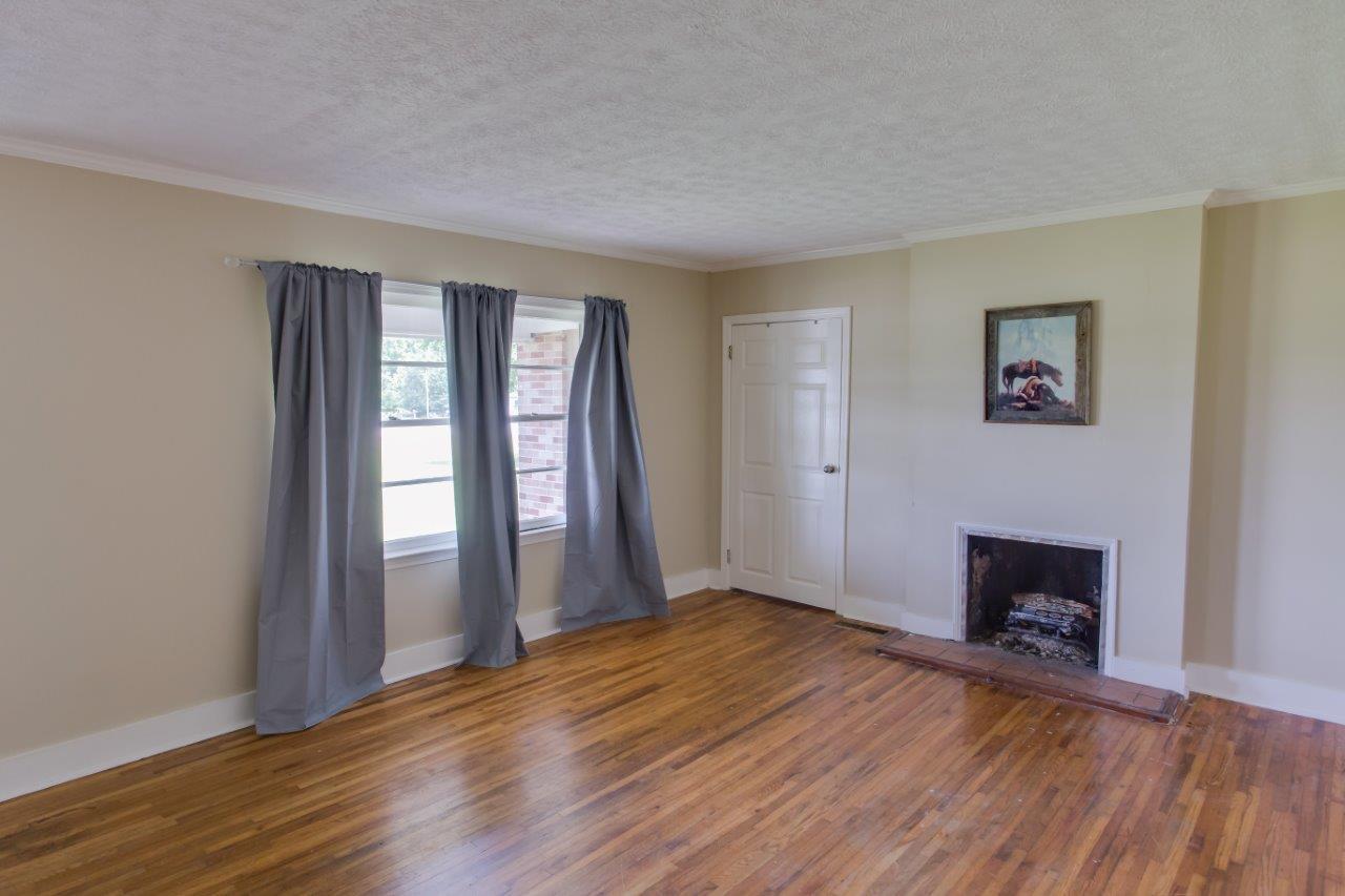 747 Hog Mountain Rd, Winder, GA 30680 photo 3