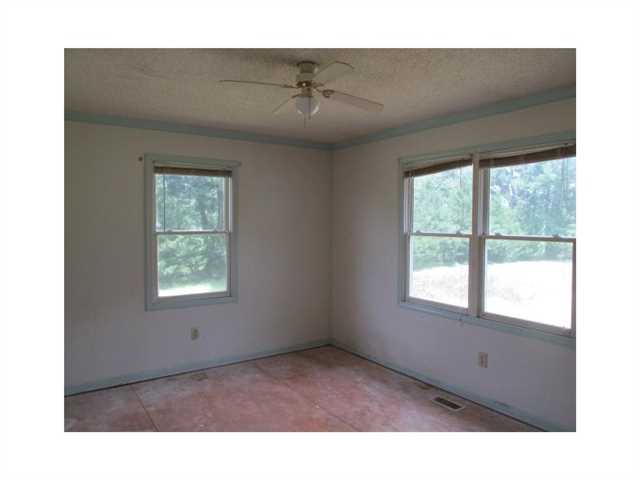 905 Mcentyre Loop, Calhoun, GA 30701 photo 5