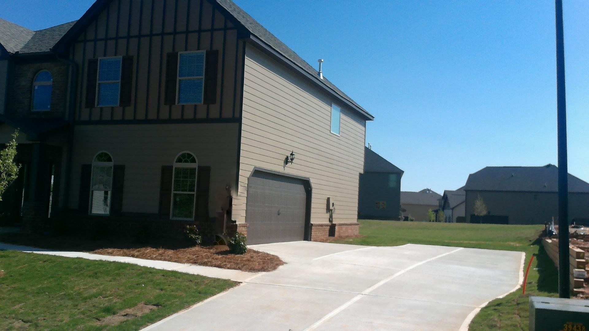 50 Stream Glen Ct, Covington, GA 30016 photo 2