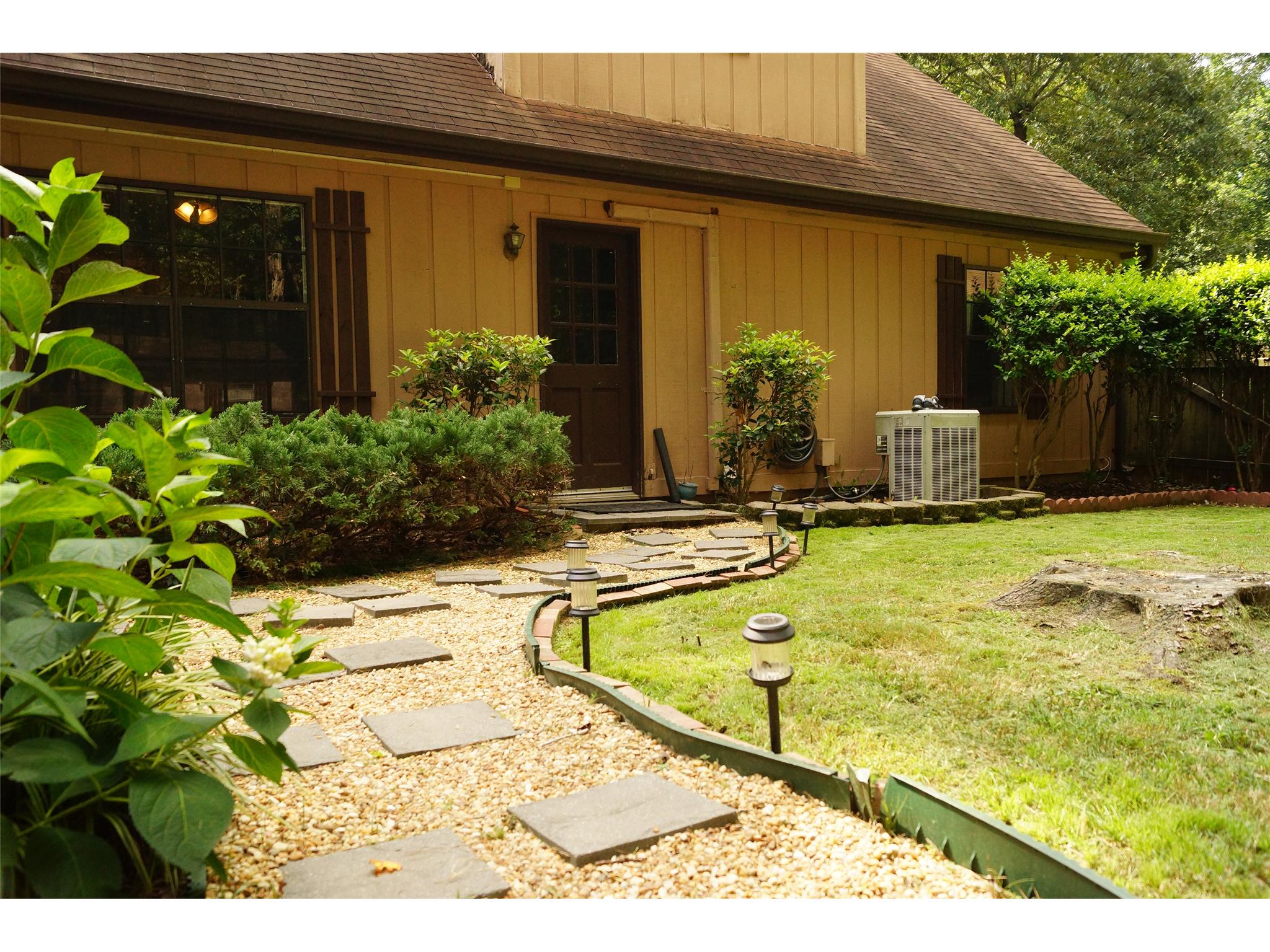 6838 Cherry Log Pl, Austell, GA 30168 photo 3