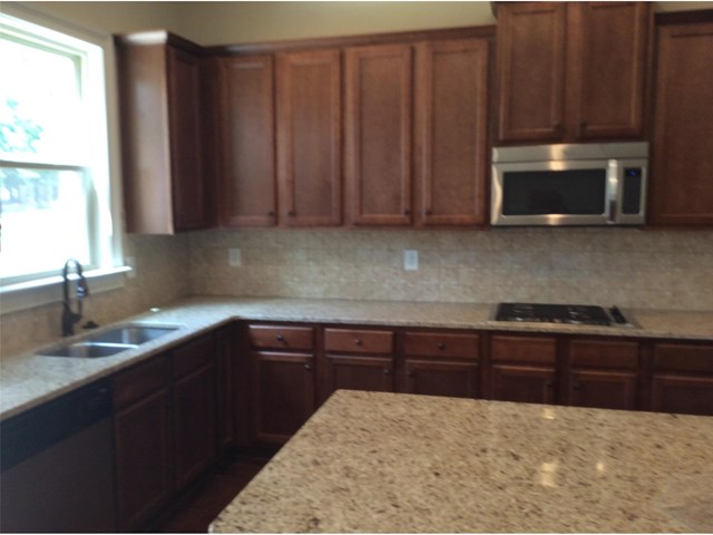 504 Heirloom Dr, Hampton, GA 30228 photo 9