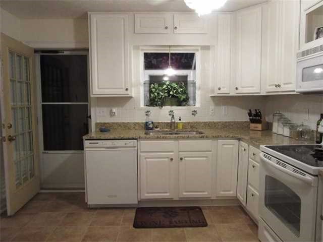 4659 Calumet Cir, Duluth, GA 30096 photo 14