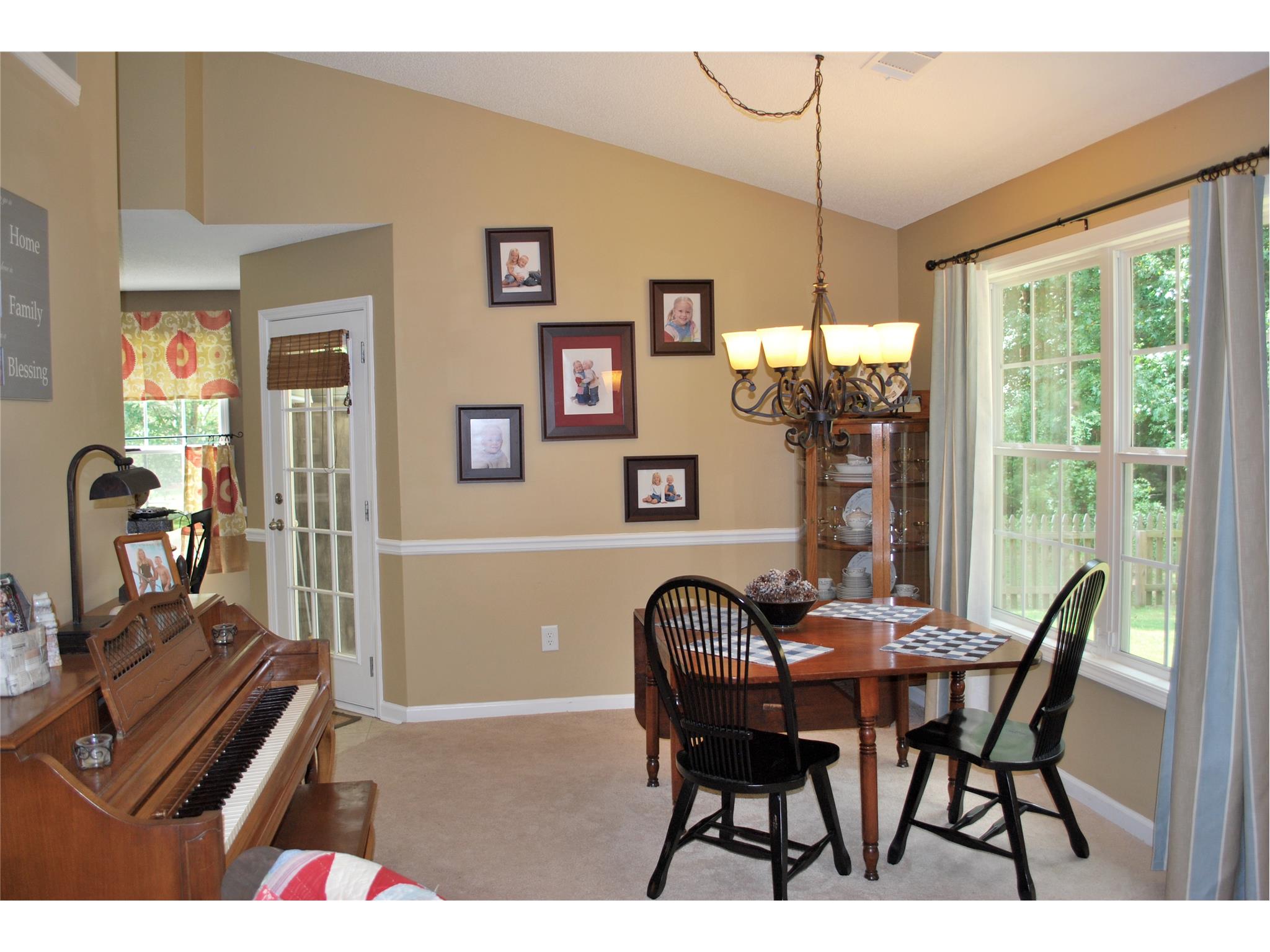 1203 Benton Ct, Bethlehem, GA 30620 photo 5