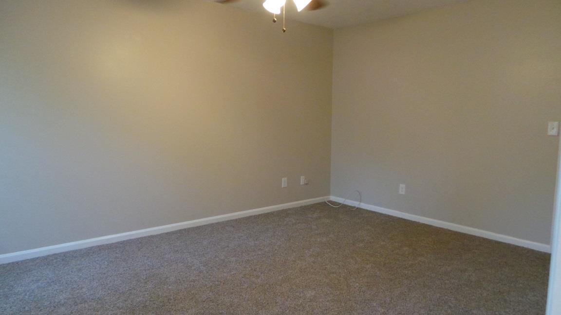 132 Hazel Way, Lagrange, GA 30240 photo 14