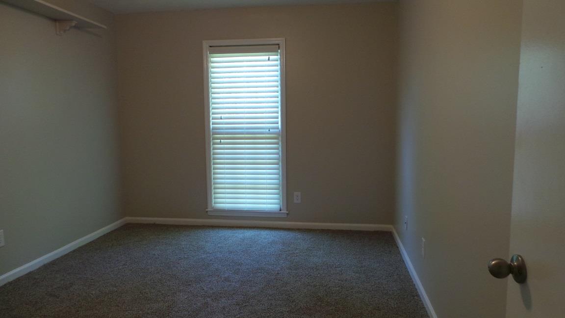 132 Hazel Way, Lagrange, GA 30240 photo 13