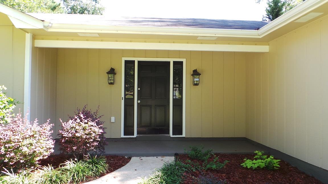 132 Hazel Way, Lagrange, GA 30240 photo 2